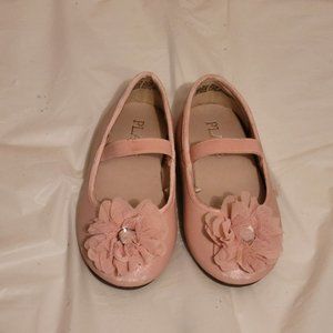 Girl's Pink Leather Dress Shoe w/ Pink Flower. Children's Place. Size 6